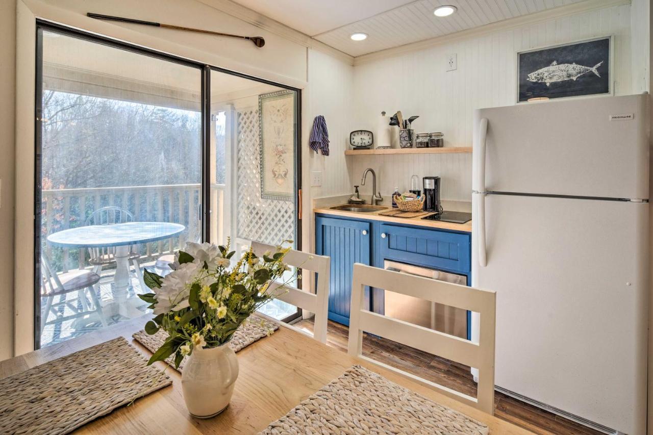 Lake Lure Studio With Private Balcony And Pool Access! מראה חיצוני תמונה
