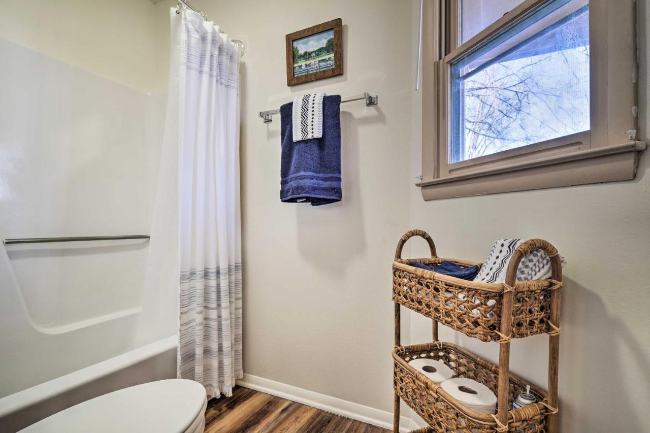 Lake Lure Studio With Private Balcony And Pool Access! מראה חיצוני תמונה